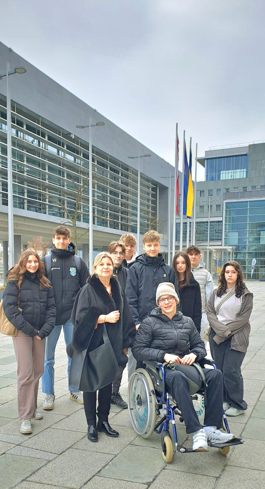 Visit to state parliament building