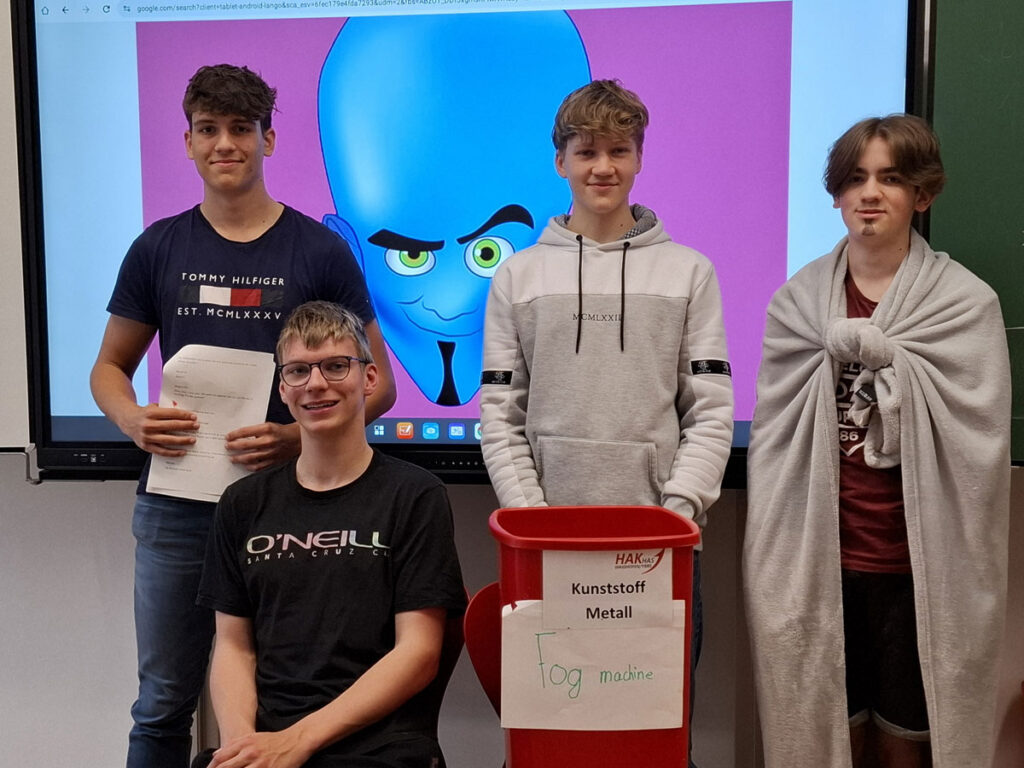 Valentin Forsthuber, Elias Buder, Peter Raphael Kefer und Jonathan Schmid drehen eine Episode aus „Megamind"