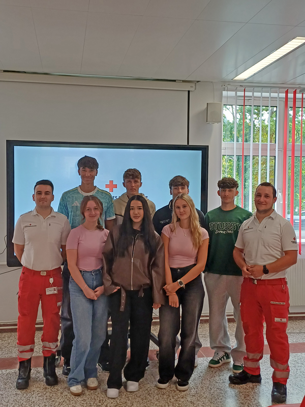 Students attending Red Cross presentation